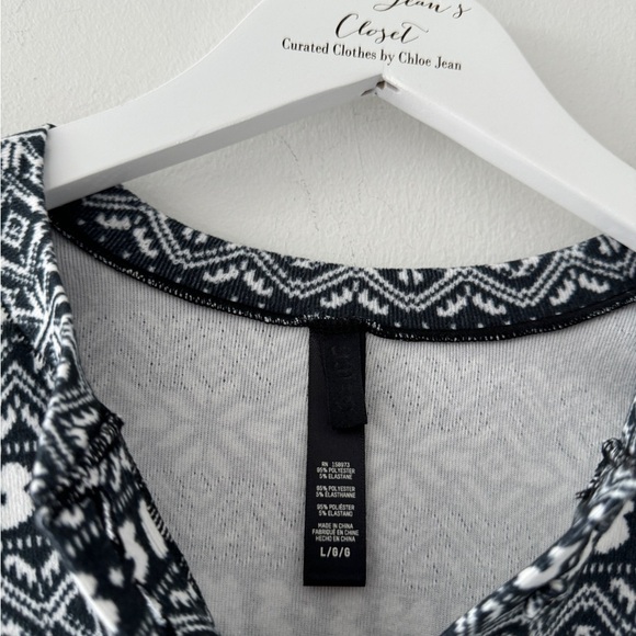 SKIMS Logo Plush Pointelle Henley in Black L - Picture 5 of 5